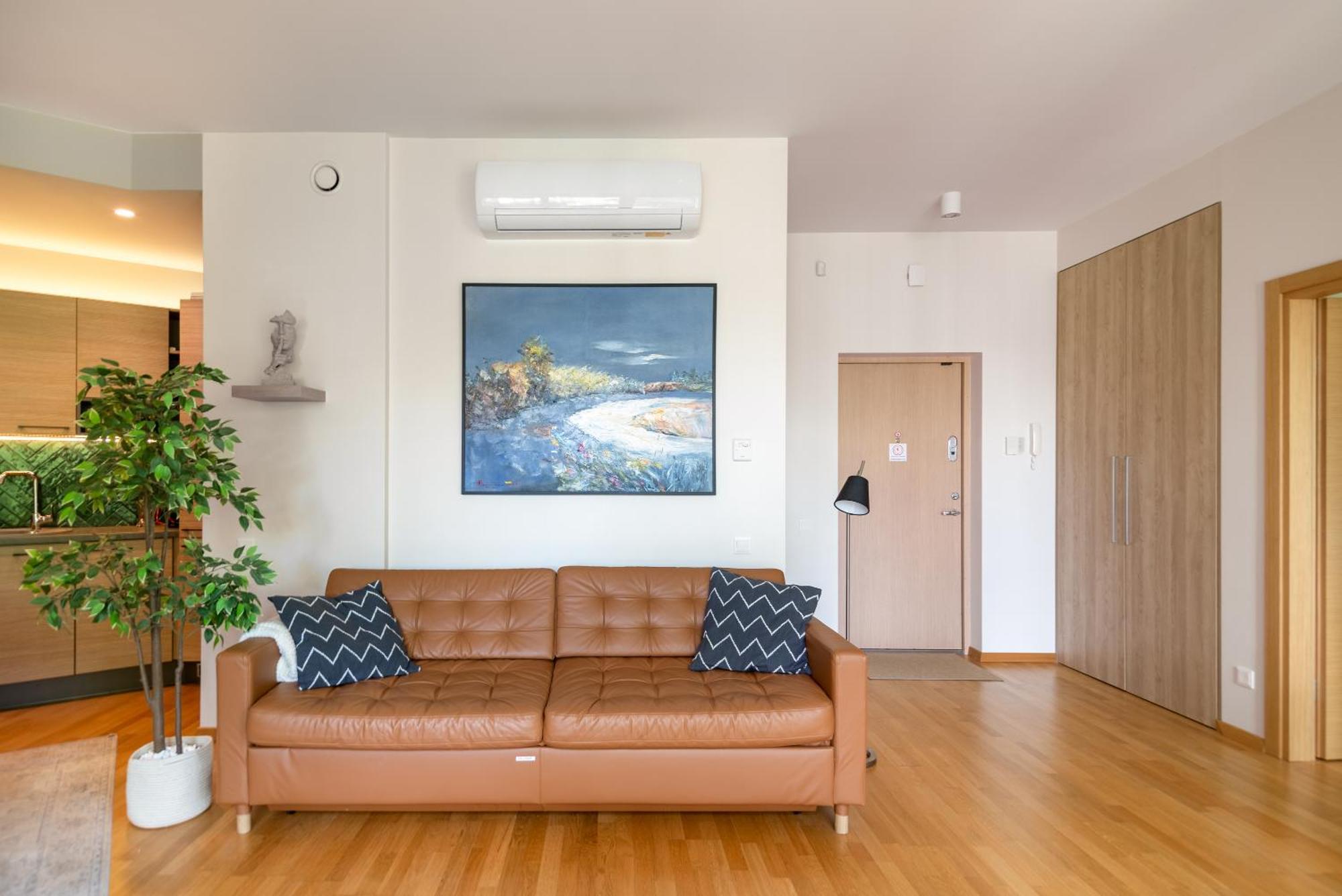 2 Bedroom Apt, 2 Garage Spots & Balconies, Self Check-In, By Cohost Друскінінкай Екстер'єр фото
